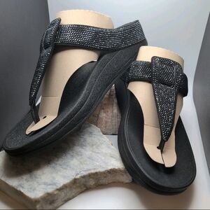 FitFlop Woman sz 10 Isabelle Crystal Black Sandals